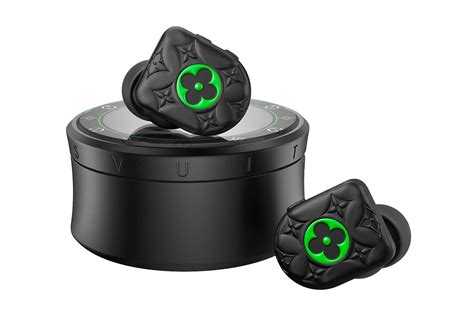 louis vuitton horizon black & neon green earphones|horizon 55 Louis Vuitton.